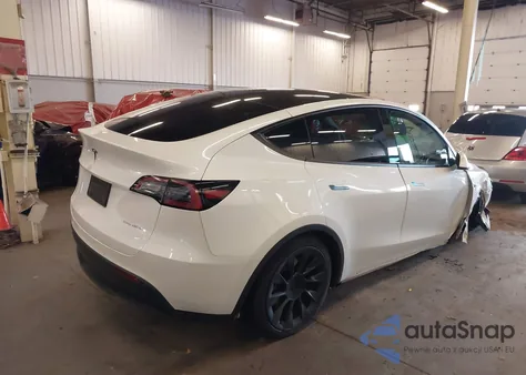 2022 Tesla Model Y Long Range Dual Motor All-Wheel Drive from USA, damaged, VIN 7SAYGDEE4NF571738